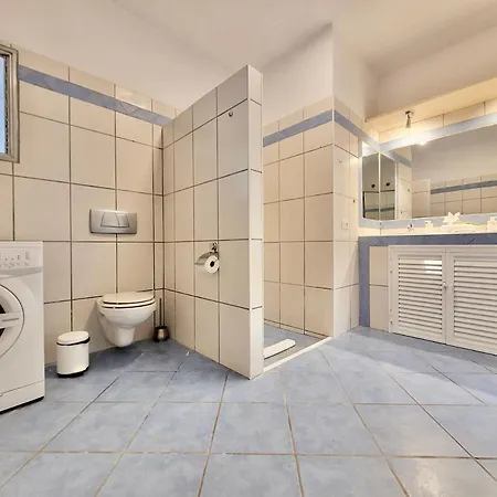 Another Day In Paradise Апартаменты *