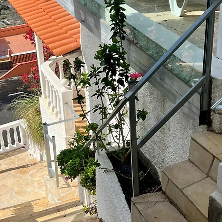 Апартаменты Another Day In Paradise *